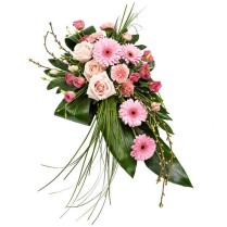 Aranjament funerar cu flori roz