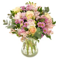 Buchet cu flori pastelate - comanda online